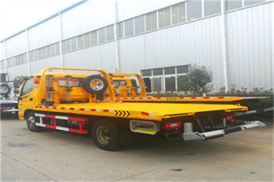 忻城附近拖车救援搭电