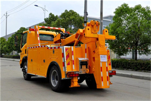 忻城高速路拖车费